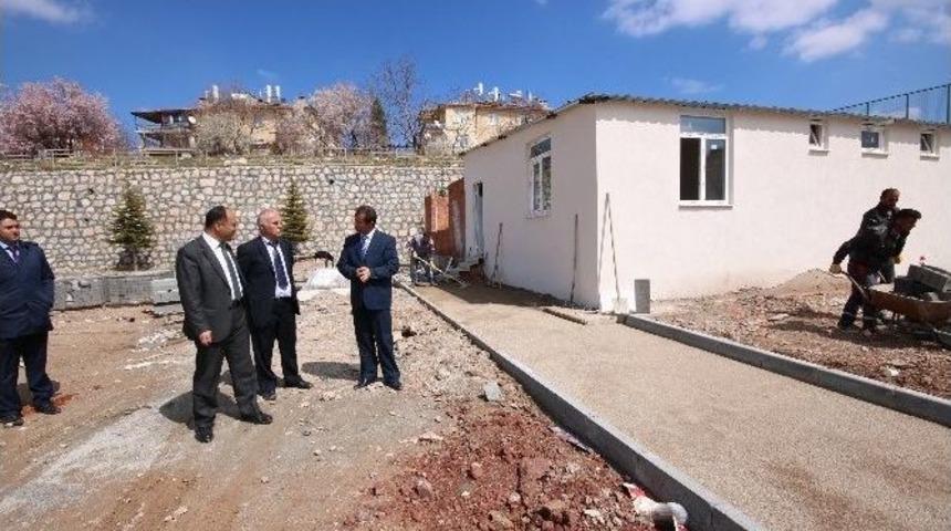 Beyşehir Esentepe&rsquo;deki Halk Pazarı İyileştiriliyor