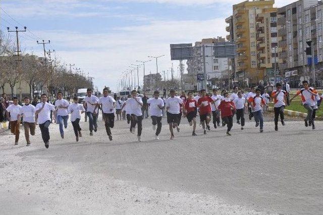 Siverek’te Barış Ve Kardeşlik Koşusu Yapıldı