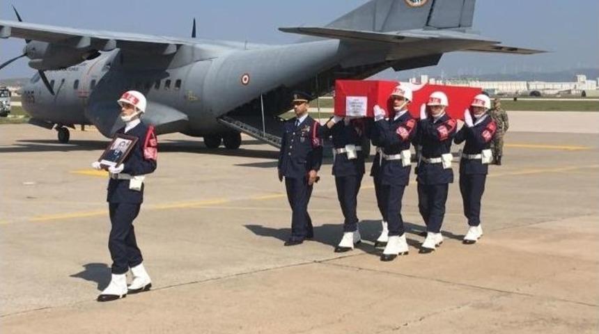 Karacabeyliler Şehitlerine Ağlıyor