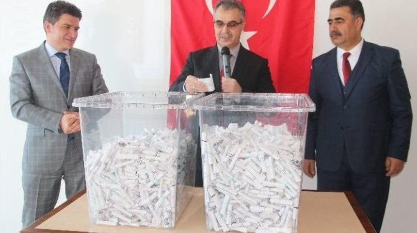 Elazığ&rsquo;da, Fiş Toplayan &Ouml;ğrencilere &Ccedil;eşitli Hediyeler Verildi