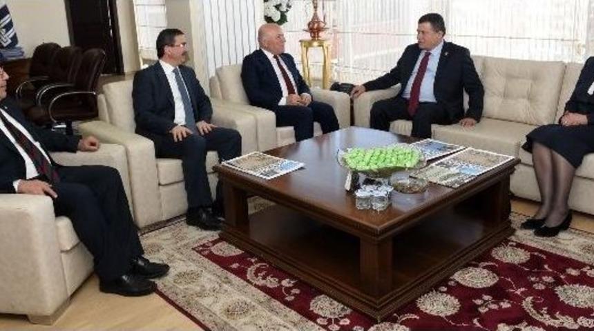 Büyükşehir, Yüksek Yargının Yetkililerini Ağırladı