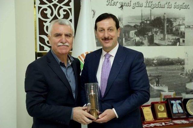 Samsunspor&rsquo;dan Başkan Tok&rsquo;a Teşekk&uuml;r Ziyareti 1