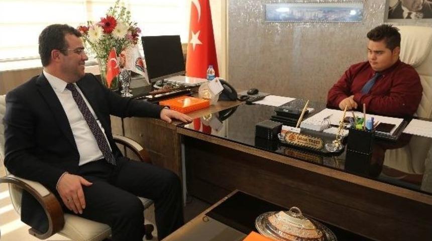 Başkan Taş&ccedil;ı, Koltuğu Devretti