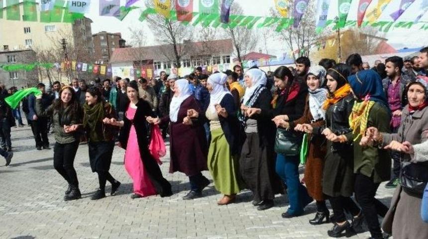 Tatvan&rsquo;da Nevruz Kutlaması