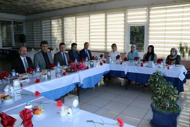 Başsavcılıktan Şehit Ve Gazi Yakınları Onuruna Yemek 1