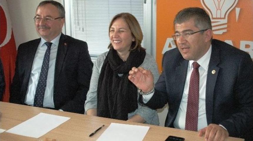 Milletvekili Nihat &Ouml;zt&uuml;rk Ve Hasan &Ouml;zyer Bodrum Basını İle Buluştu