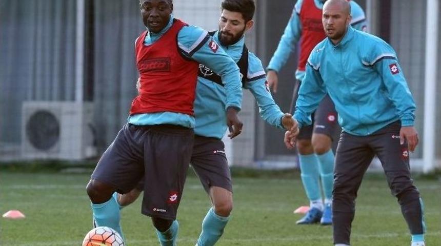Osmanlıspor Milli Arayı Avantaja &Ccedil;evirmenin Peşinde