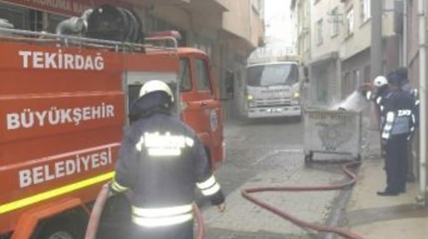 Dar Sokakta Yangın Paniği