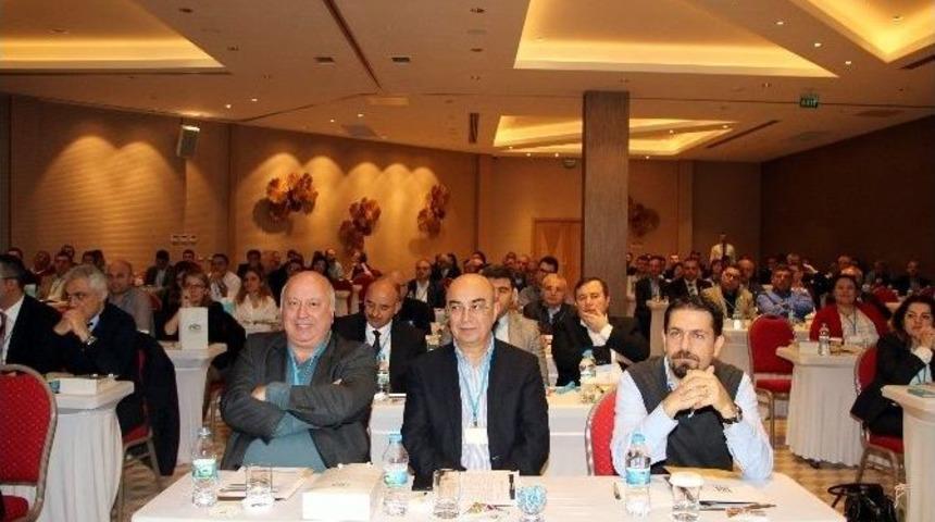 Kuru Meyve Sekt&ouml;r&uuml; Sorunlara Karşı G&uuml;&ccedil;birliği Yapacak