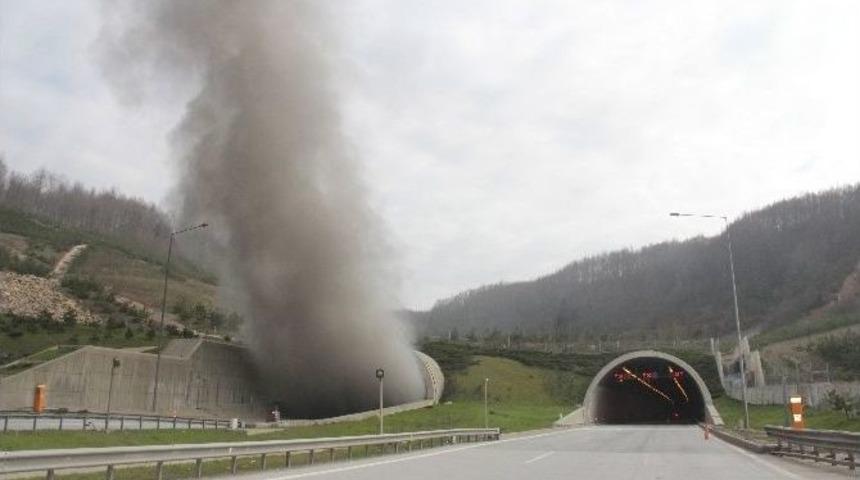 Boludağı T&uuml;nelinde Tır Yangını