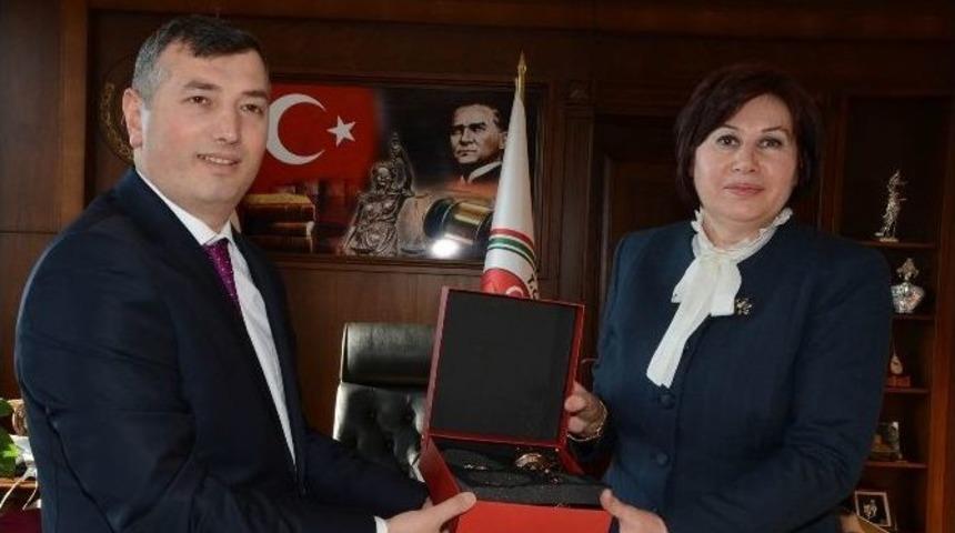 Yargıtay Ve Danıştay Başkanı Cumhuriyet Başsavcısı &Ccedil;i&ccedil;ekli&rsquo;yi Makamında Ziyaret Etti