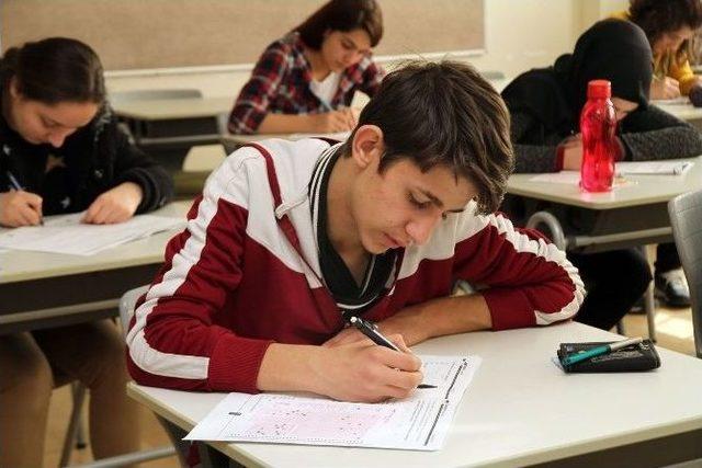 Sanko Okulları, Matematik Sınavına Ev Sahipliği Yaptı 3