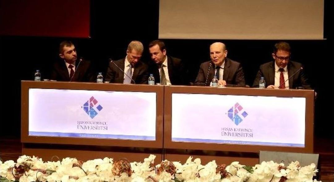 Hk&uuml;&rsquo;de Dış Politikalar Ve Son Gelişmeler Masaya Yatırıldı