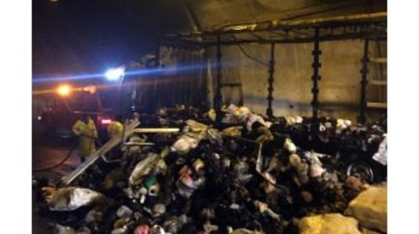 Bolu Dağı T&uuml;nelindeki Yangın Kontrol Altına Alındı