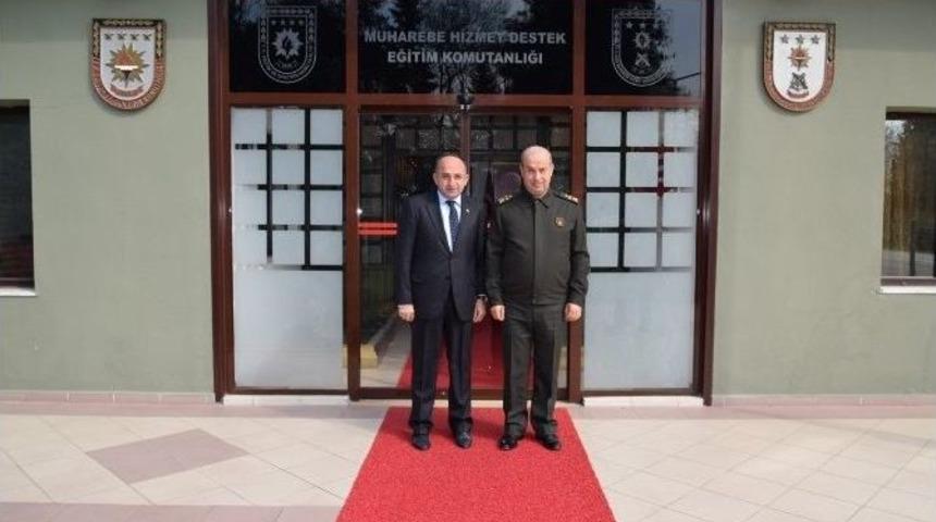 &Uuml;z&uuml;lmez, Garnizon Komutanını Ziyaret Etti