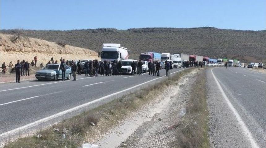 Mardin&rsquo;de Patlama: 1 Şehit, 3 Yaralı