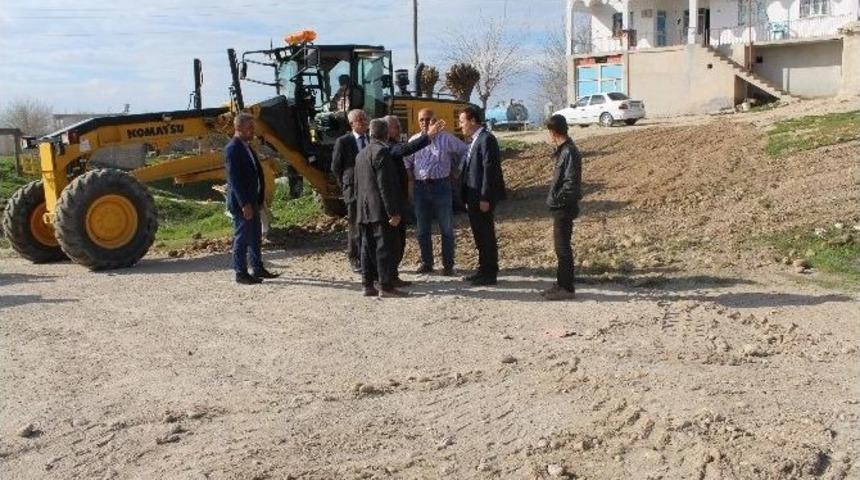 Samsat&rsquo;ta K&ouml;y Yolları Stabilize &Ccedil;alışmaları Başladı