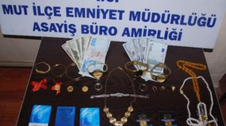 Mut&rsquo;ta Telefon Dolandırıcıları Yakalandı