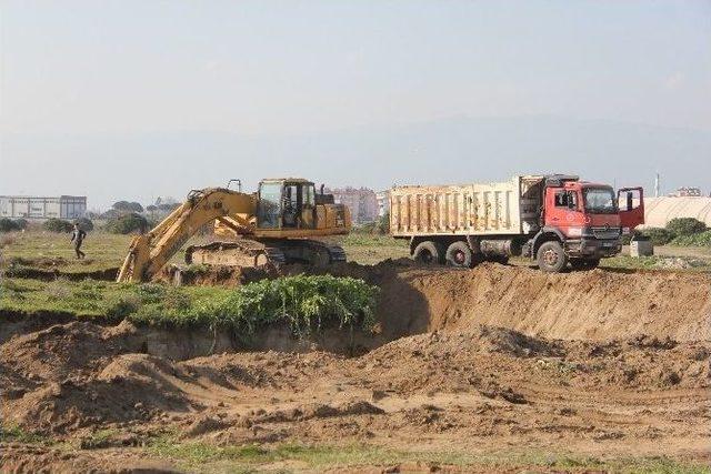 Burhaniye Devlet Hastanesi Hafriyat İşleri Başladı