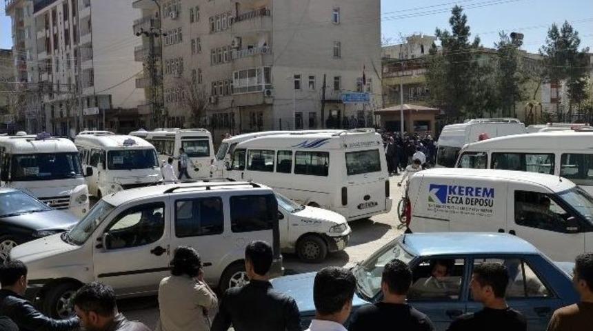 Batmanlı Dolmuş&ccedil;ulardan &lsquo;ceza&rsquo; Protestosu