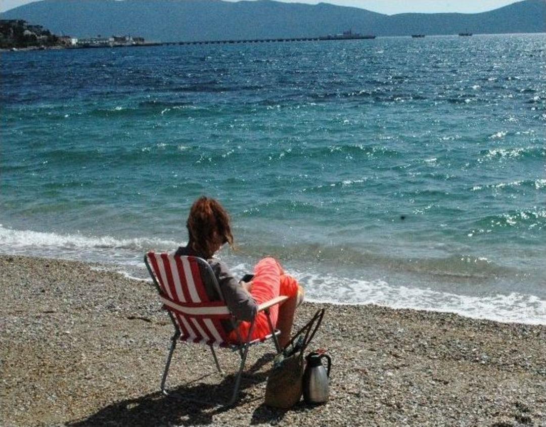 G&uuml;neşi G&ouml;ren Sahile Koştu