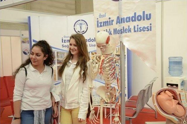 Lisemi Seçiyorum Fuarı Açıldı