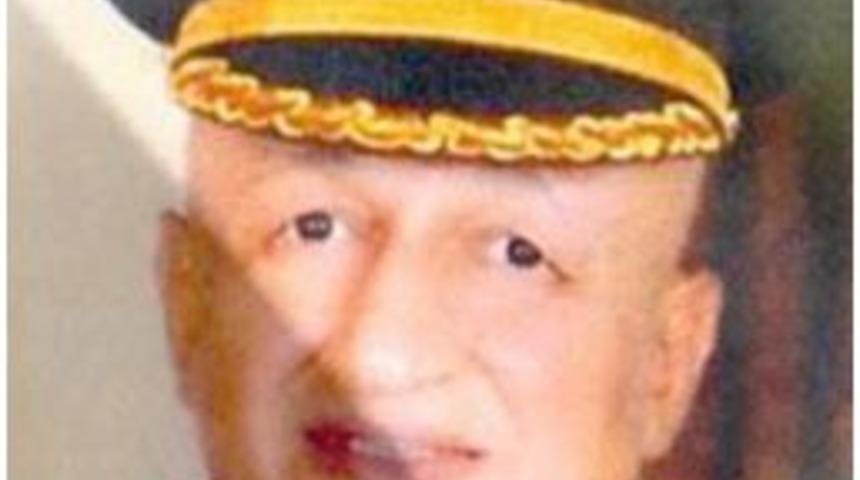 Emekli Albay Eşini &Ouml;ld&uuml;r&uuml;p İntihar Etti