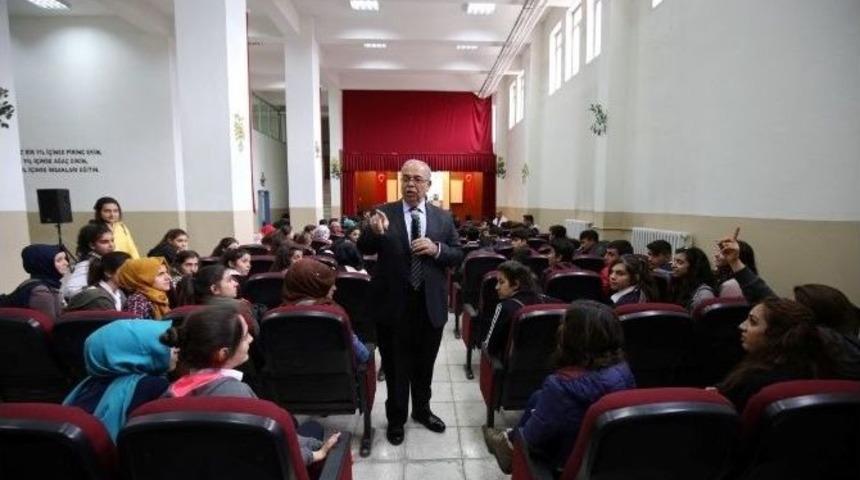 Başkan Kutlu, Mezun Olduğu Okulun &Ouml;ğrencileriyle Buluştu