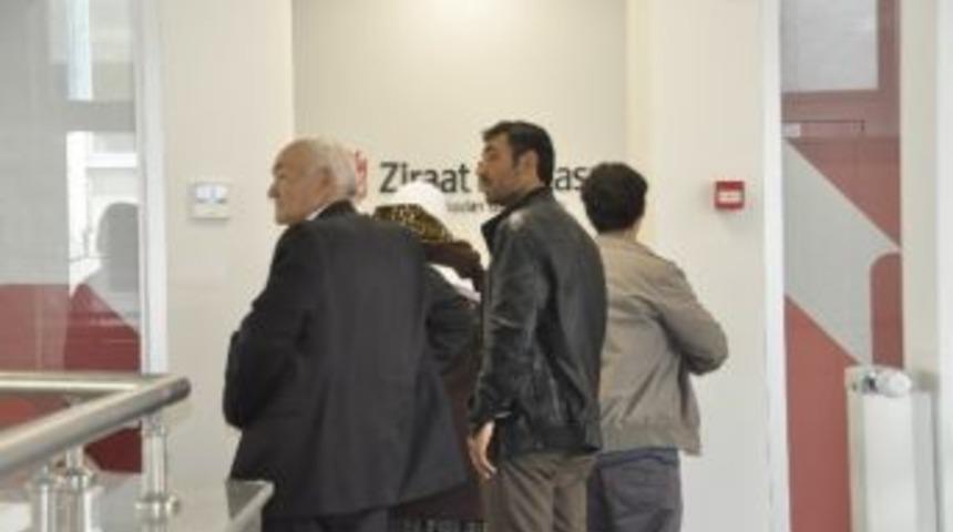 Emekli Toki&rsquo;sine 9 G&uuml;nde Bin 700 Başvuru