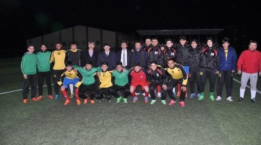 Başkan G&uuml;ven&rsquo;den Futbolculara Moral