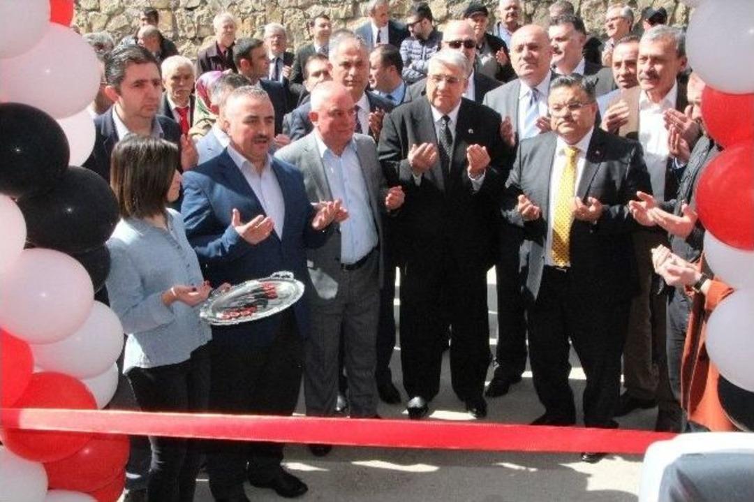 Bilecik&rsquo;te Protokol &Uuml;yeleri Mağaza A&ccedil;ılışında Buluştu