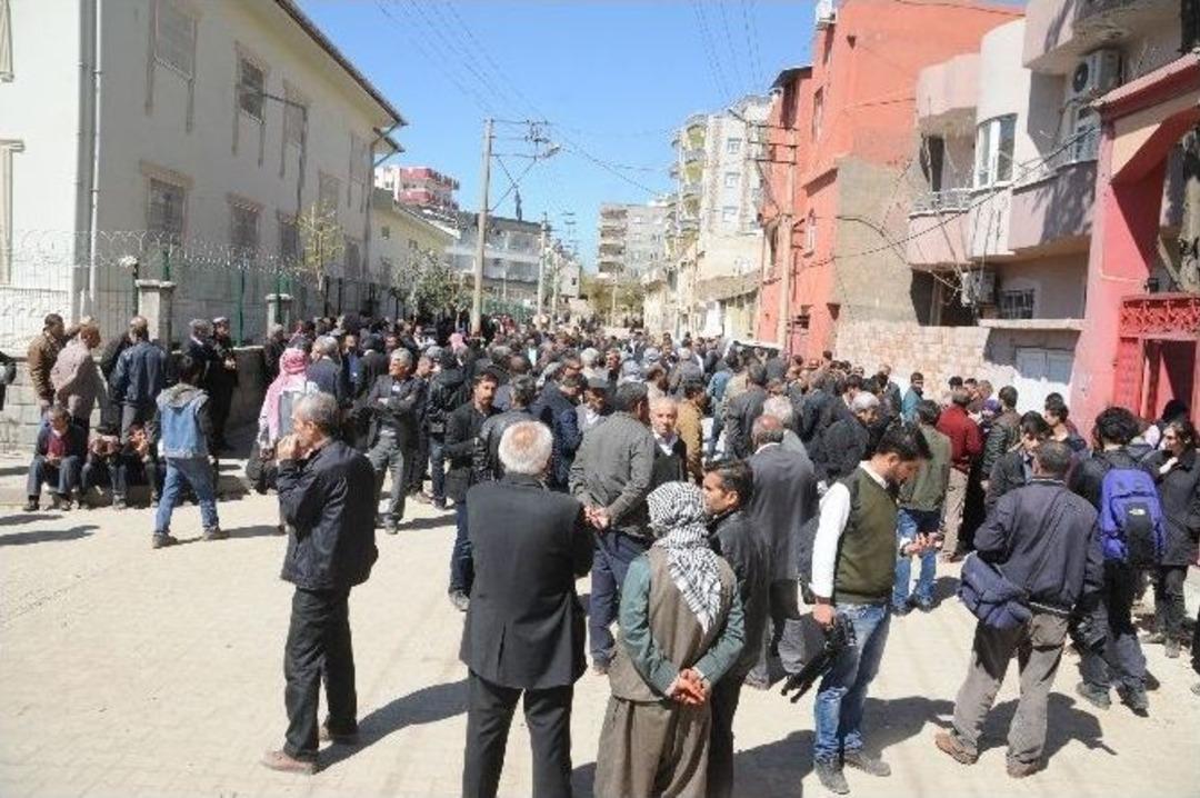 Demirtaş&rsquo;ın Cizre&rsquo;ye Girişine İzin Verilmedi