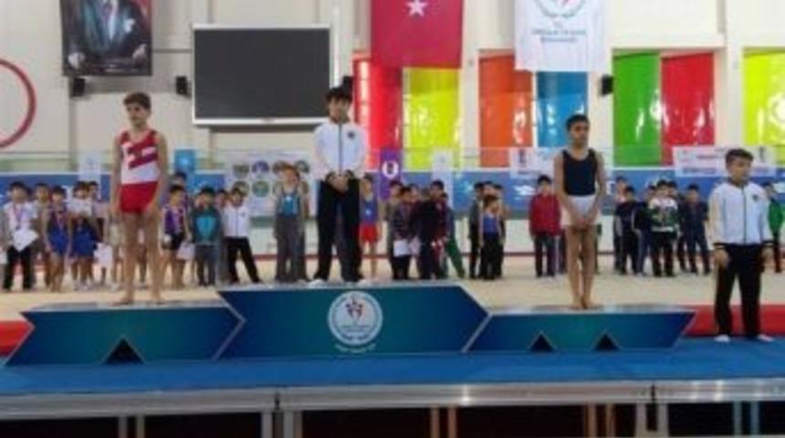 Jimnastikte Malatya Karması &Uuml;&ccedil;&uuml;nc&uuml; Oldu