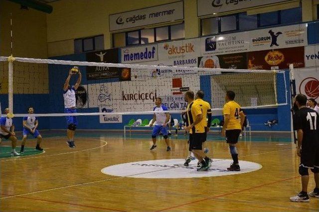 Bodrum’da Kaymakamlık Kupası Voleybol Turnuvası Başladı