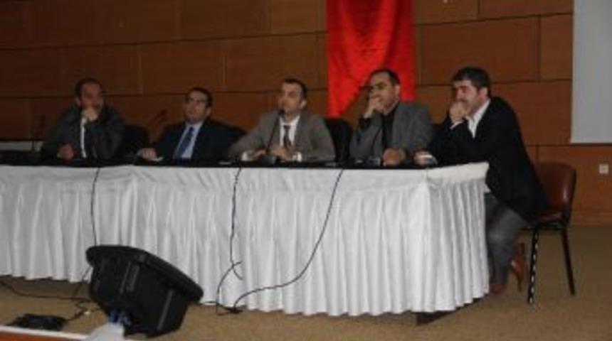 Afyonkarahisar Devlet Hastanesi&rsquo;nde &ldquo;hekimlerin Sorunları Ve &Ccedil;&ouml;z&uuml;m &Ouml;nerileri&rdquo; Paneli D&uuml;zenlendi