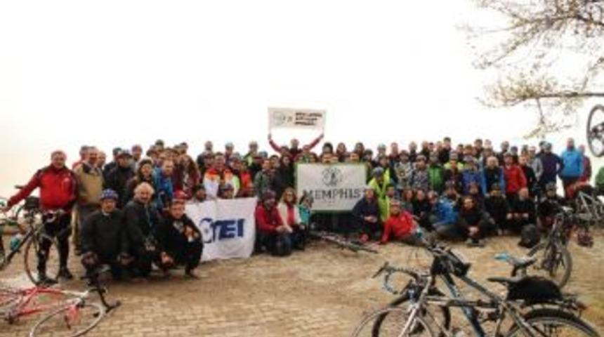 Eskişehirli Bisiklet&ccedil;ilerden İznik G&ouml;l&uuml; Turu