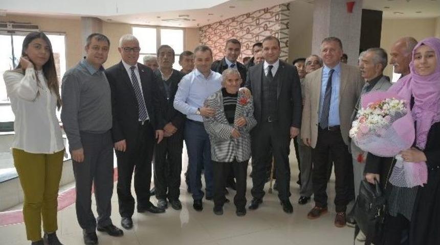 Huzurevi Sakinleri Fatsa&rsquo;da Yemekte Bir Araya Geldi