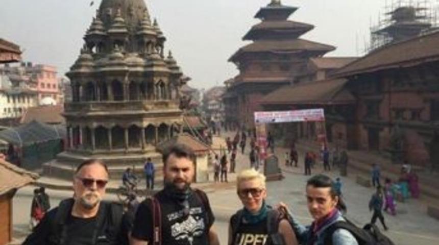 Efod, Nepal&rsquo;i Fotoğrafladı