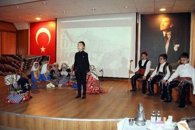 İlkokul Öğrencilerinden Duygulandıran Oratoryo