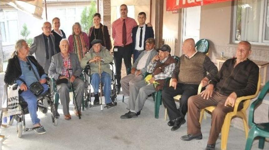 Yaşlılara &lsquo;medical&rsquo; Moral