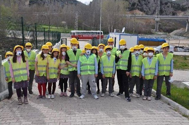 Öğrenciler, Suyun Değerini Atık Su Arıtma Tesisini Gezerek Öğrendiler