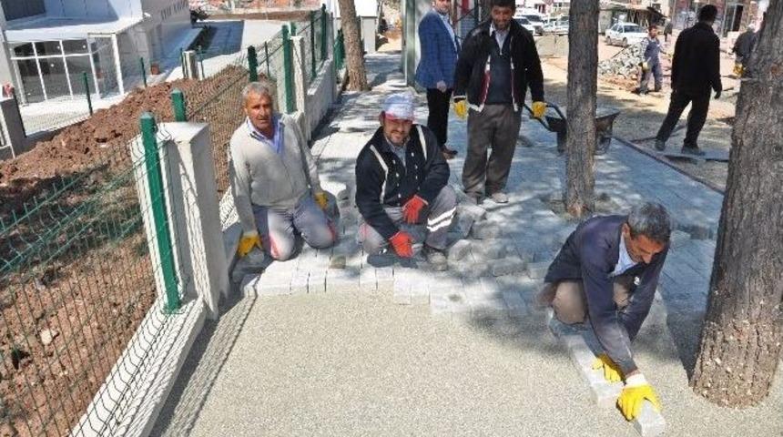 Hastane &Ccedil;evresinde &Ccedil;evre D&uuml;zenlemesi Başladı