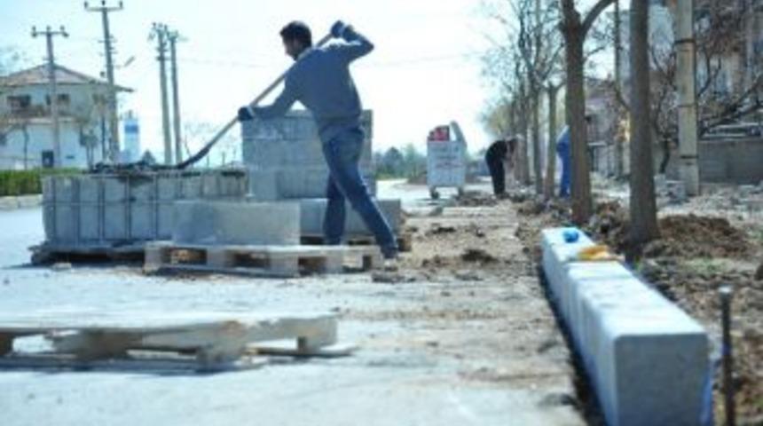 Karaman&rsquo;da Kaldırım &Ccedil;alışmaları Devam Ediyor
