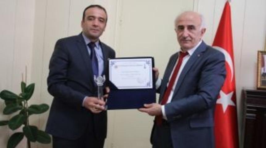 O &Ouml;d&uuml;l Bayburt&rsquo;a Verildi