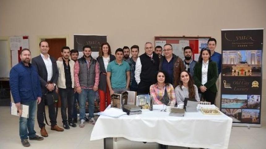 Turizm Sekt&ouml;r&uuml;nde Kariyer Bilgilendirmeleri