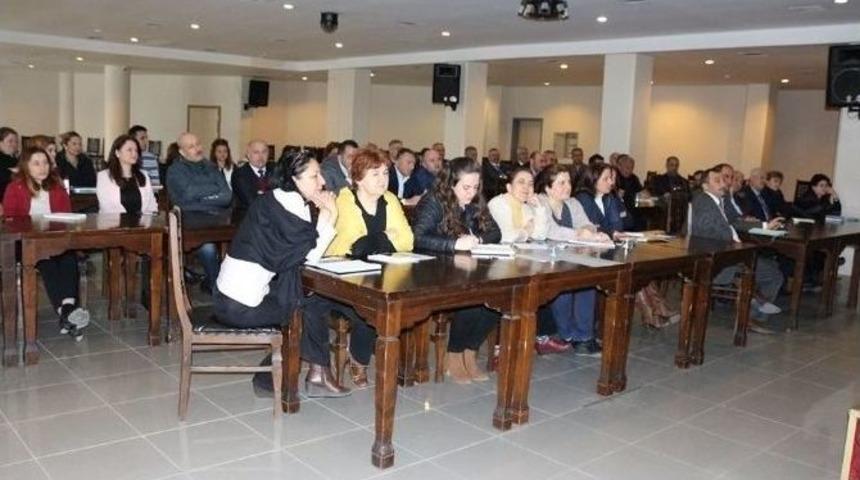 Belediye Personeline Hizmet İ&ccedil;i Eğitim Semineri