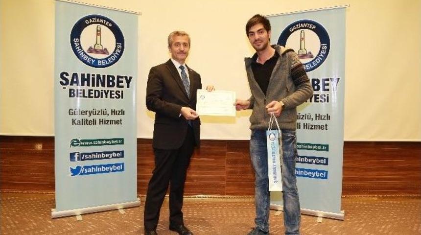 394 Kursiyer Sertifikalarını Aldı