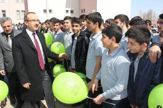 Vali Yavuz’dan ‘sahte Hoca’ Tepkisi