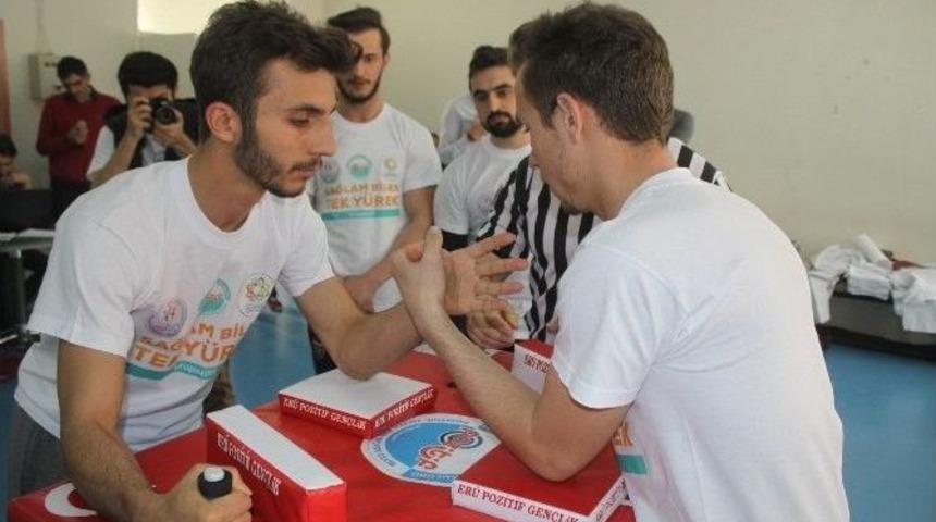 Er&uuml;&rsquo;de Bilek G&uuml;reşi Yarışması D&uuml;zenlendi