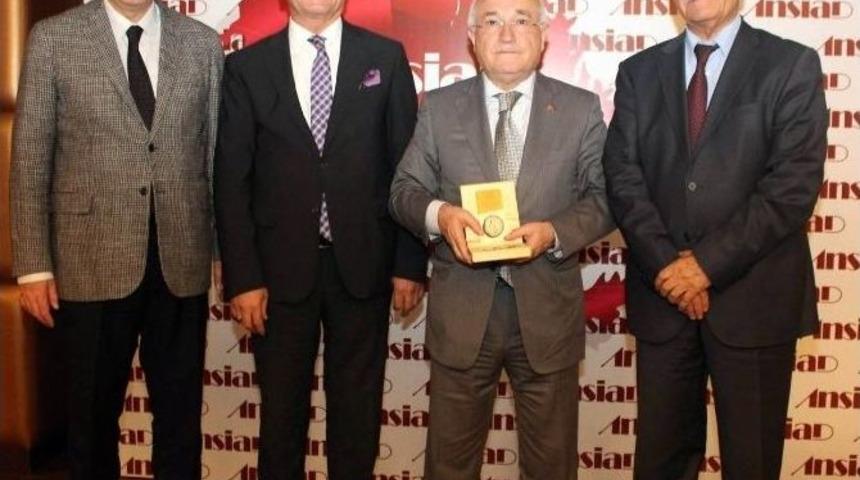 Eski Tbmm Başkanı Cemil &Ccedil;i&ccedil;ek: "birlik Ve Beraberliğinizi Siyaset&ccedil;ilere Bırakmayın"